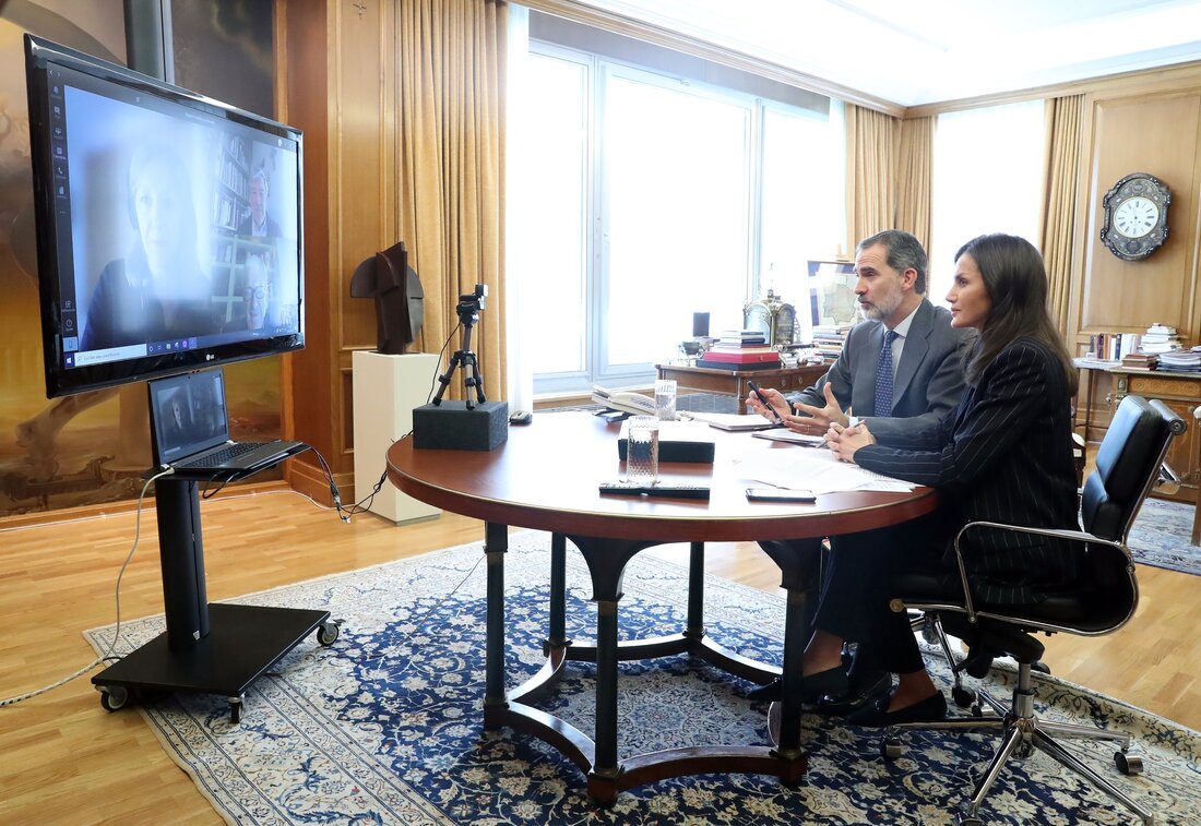 King Felipe and Queen Letizia held a meeting via video conference with Caritas