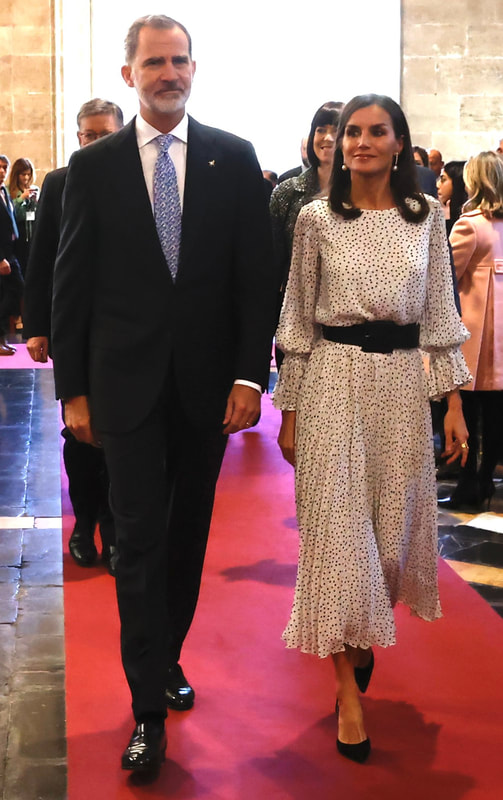 King Felipe and Queen Letizia of Spain presided over the Rei Jaume I Awards ceremony at the Lonja de los Mercaderes on 25th November 2022