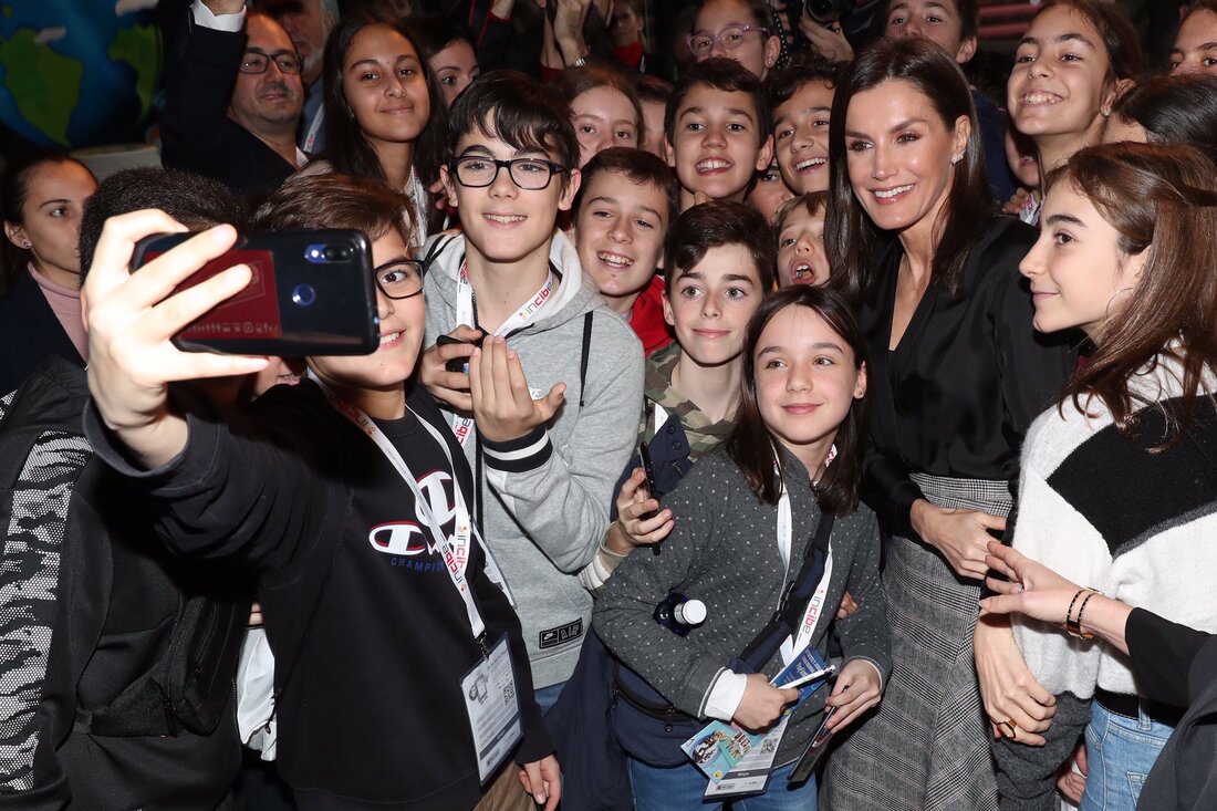 Queen Letizia takes selfies with school kids attending Safer Internet Day 2020 events in Madrid