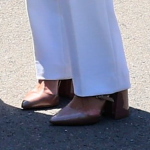 Queen Letizia wears Patrizia Pepe Multi Strap Block Heel Pumps in mauve