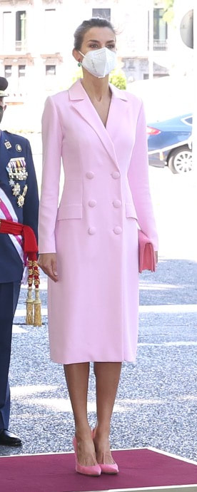 Queen Letizia attends Armed Forces Day on 29 May 2021