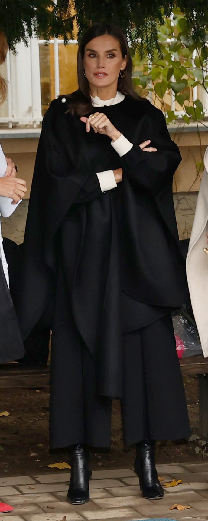 Carolina Herrera Double-Faced Wool Oversized Cape in Black​ as seen on Queen Letizia.