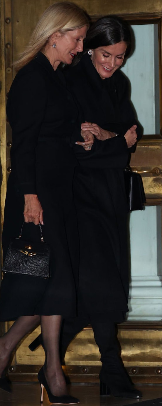 Mango 'Batin' Wool-Blend Coat in Black​ as seen on Queen Letizia.