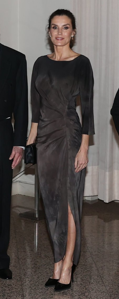 Cortana Cuca Maltinto Silk Dress in Charcoal as seen on Queen Letizia