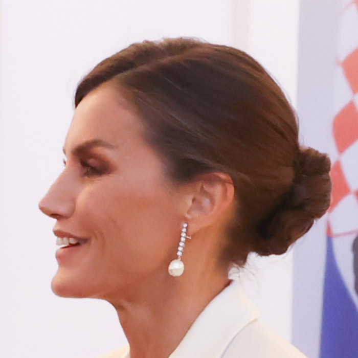 Queen Letizia wears diamond and pearl drop earrings