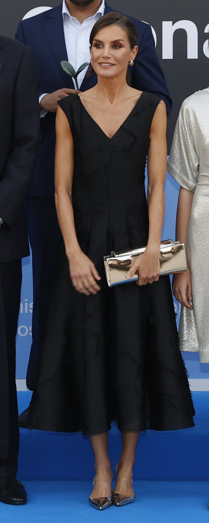 H&M Jacquard-Weave Dress in Black​ as seen on Queen Letizia.