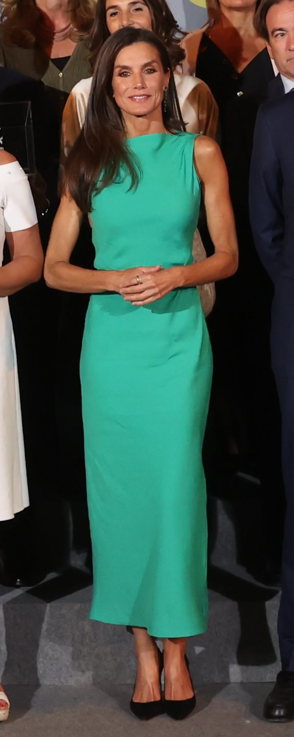 Zara Gathered Linen Blend Dress in Green/Blue as seen on Queen Letizia.