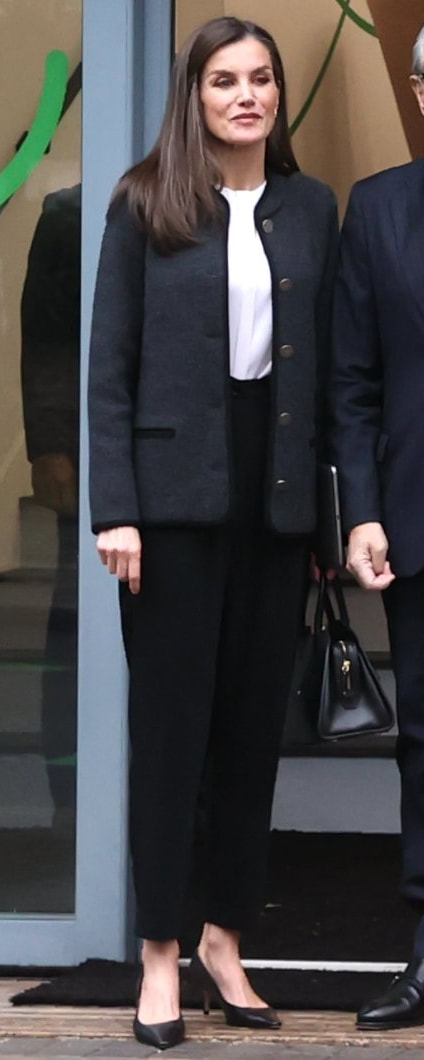 Frambua Austrian Manet - ICONS Wool Jacket in Charcoal ​ as seen on Queen Letizia.
