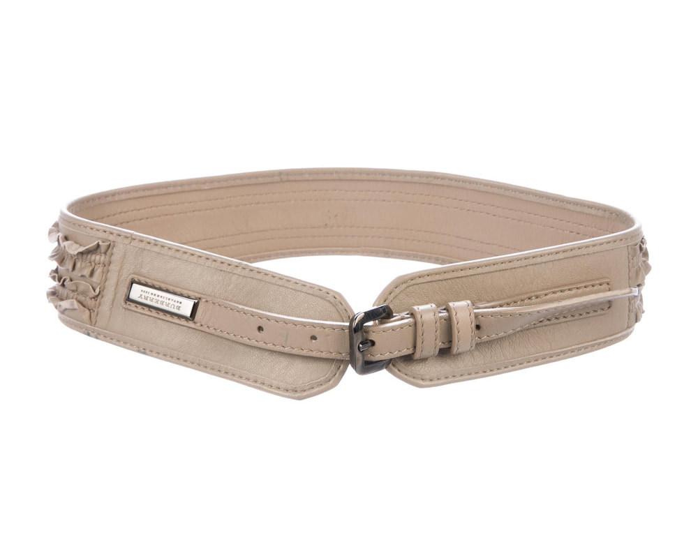 Burberry ruffle leather waist belt
