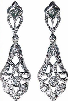 Asociación de Joyeros San Eloy Diamond Earrings