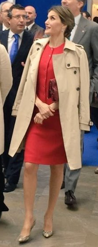Carolina Herrera Double Breasted Trench Coat as seen on Queen Letizia.
