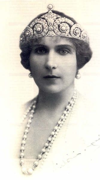 Queen Victoria Eugenia of Spain (Ena) wearing Cartier Pearl and Diamond Tiara