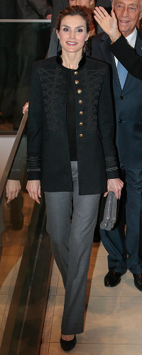 Parfois Felt Pochette Crossbody Bag as carried by Queen Letizia.