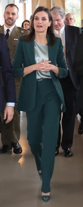 Carolina Herrera Longline Suit Jacket in Evergreen as seen on Queen Letizia.