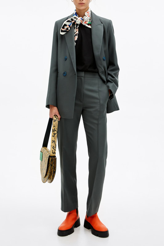 Bimba Y Lola woman's trouser suit in olive green