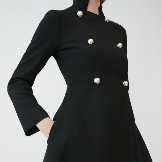 CH Carolina Herrera black double-breasted mabe pearl buttons wool blend coat 