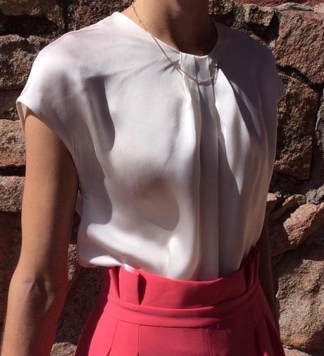 Carolina Herrera white cap sleeve pleated neck silk blouse