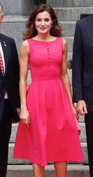 Carolina Herrera fuchsia pink fit-and-flare dress