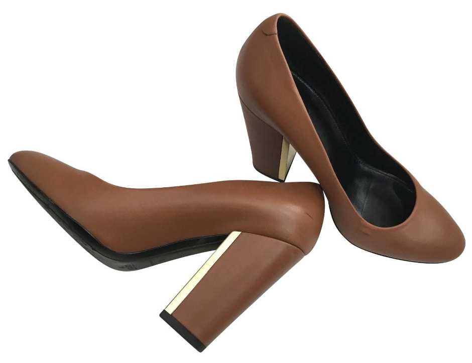Hugo Boss camel leather block heel pumps