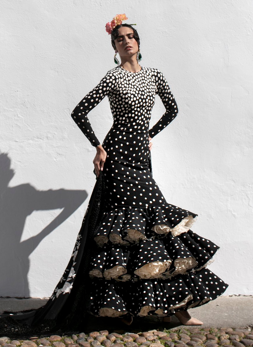 José Hidalgo black and white polka dot flamenco dress 2019