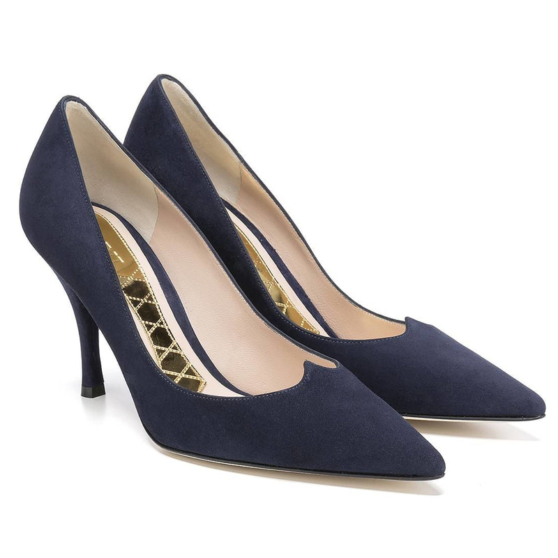 Magrit 'Liza' Pumps in Navy Suede