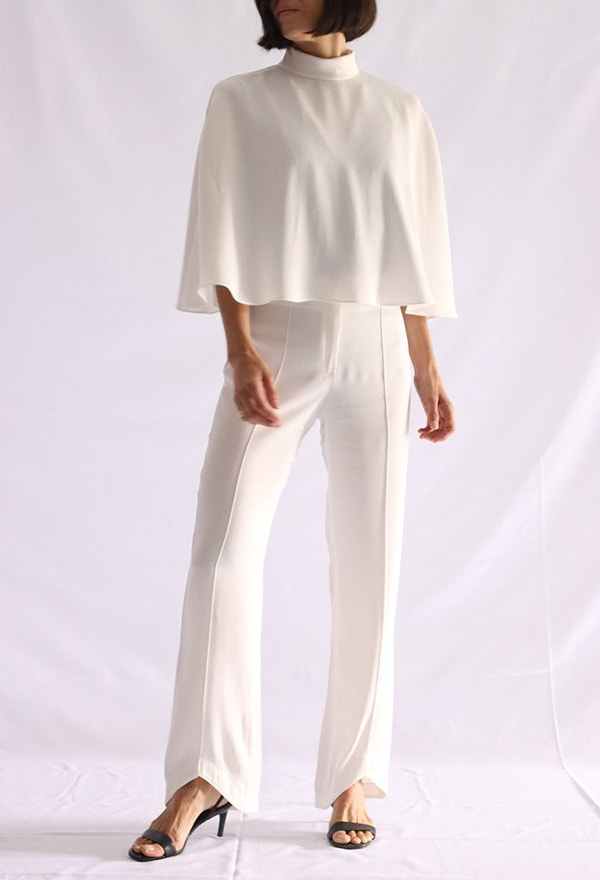 On Atlas white fluid cape with On Atlas white fluid trousers