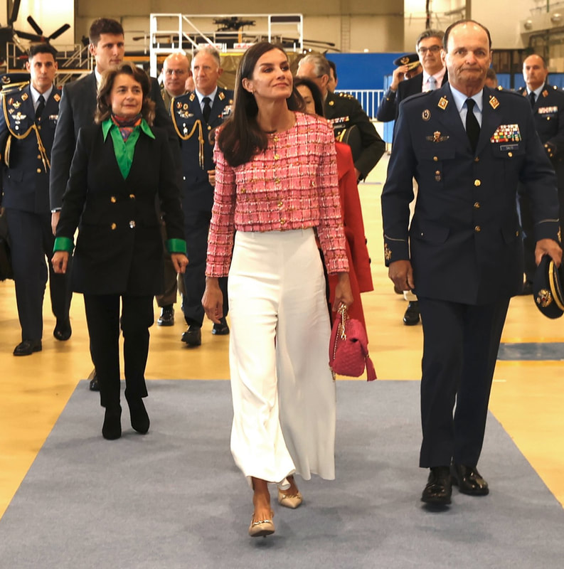 Queen Letizia presided over the closing ceremony at the Cuatro Vientos Air Base in Madrid, marking the 