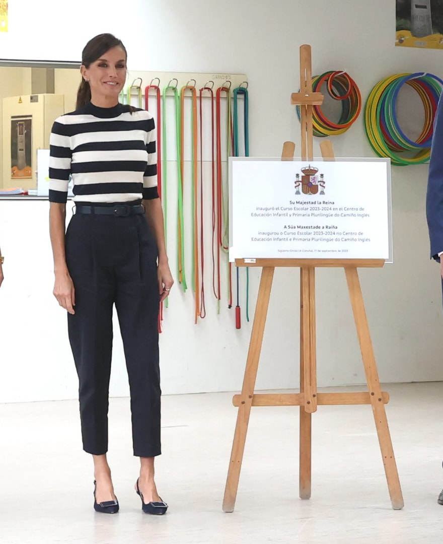 Queen Letizia was in A Coruña on 11th September to mark the opening of the 2023/2024 School Year at CEIP Plurilingüe do Camiño Inglés in Sigüeiro-Oroso.