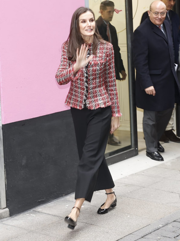 Queen Letizia visited the headquarters of the Association for the Prevention, Reintegration, and Care of Prostituted Women (APRAMP) in Madrid on 9 January 2024