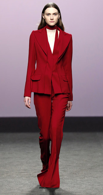 Roberto Torretta red trouser suit from Fall/Winter 2017/18 collection