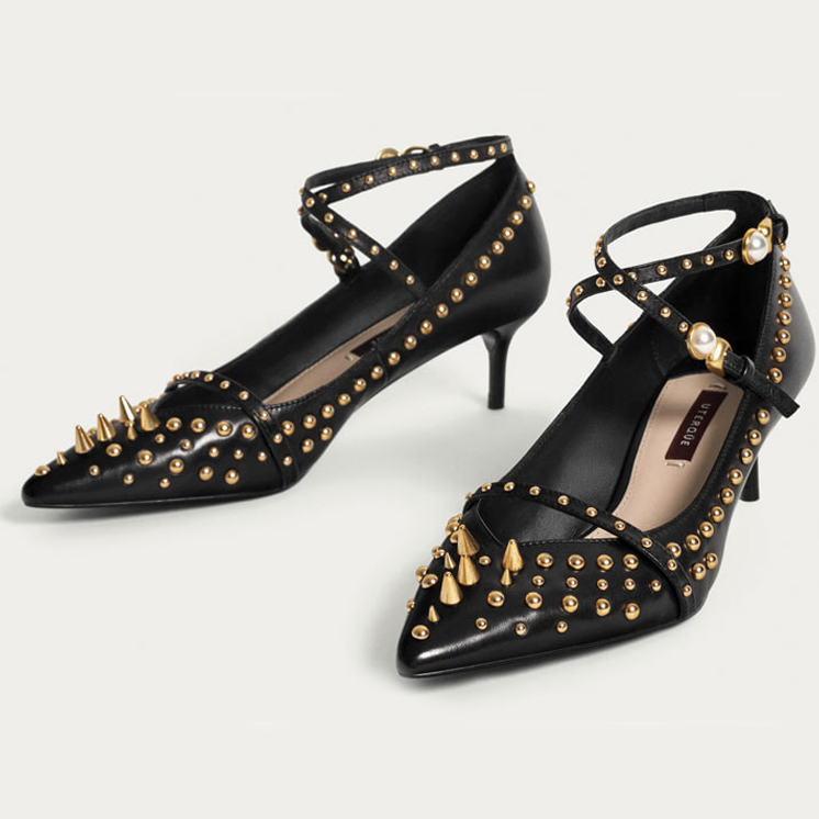 Uterque Studded High Heel Court Shoes in Black